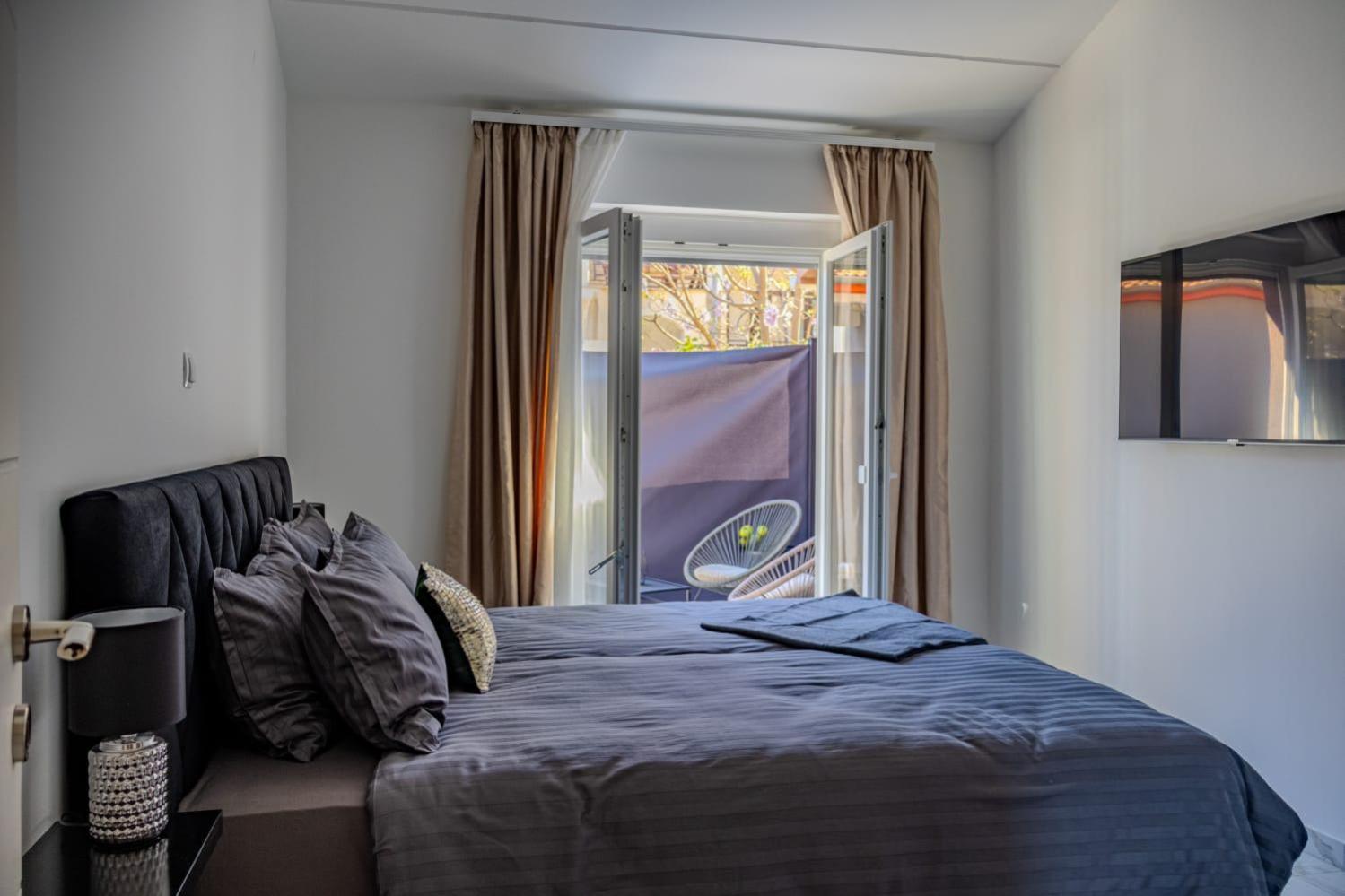 Stylish House Aurora Apartment *